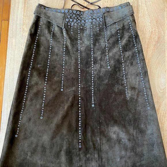 BCBG MAX AZRIA Suede A-Line Midi Skirt Side Zip Laces Studs Size 4 Knee Length - Picture 7 of 14